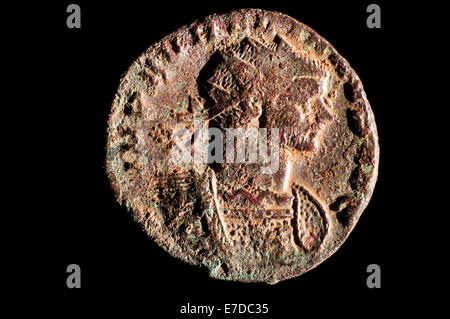 270-275 n. Chr. römische Münze des Aurelianus in Studioumgebung Stockfoto