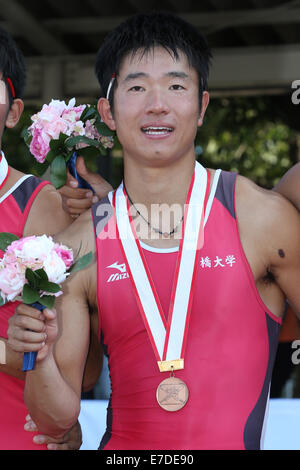 die Toda Olympia Rudern Kurs, Saitama, Japan. 14. Sep, 2014. Baku Hiraki, 14. September 2014 - Rudern: Der 92. alle Japan Rowing Championships Männer acht Siegerehrung bei der Toda Rudern Olympiastrecke, Saitama, Japan. Bildnachweis: Shingo Ito/AFLO/Alamy Live-Nachrichten Stockfoto