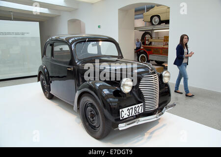 Mladá Boleslav, Tschechien, Skoda Museum direkt neben dem Hauptwerk von Skoda Stockfoto