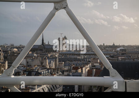Notre Dame seen from Centre Pompidou Stockfoto