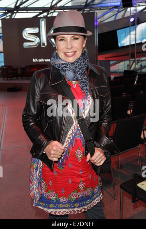 Prominenten Besuch des "Krimi-Festivals" präsentiert von SKY TV in der "BMW Welt".  Mitwirkende: Petra Drexler wo: München wenn: 9. März 2014 Stockfoto