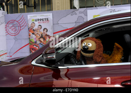 Most Wanted Film Premiere Muppets mit: Muppets wo: Los Angeles, California, Vereinigte Staaten von Amerika bei: 12. März 2014 Stockfoto