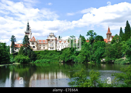 Ein Renaissance-Schloss liegt in einem Vorort von Prag, die Hauptstadt der Tschechischen Republik Stockfoto