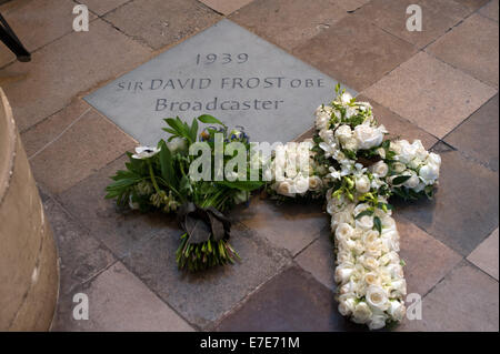 David Frost - Denkmal Enthüllung und Service des Gedenkens in der Westminster Abbey - Abfahrten statt.  Mitwirkende: Atmosphäre wo: London, Vereinigtes Königreich bei: 13. März 2014 Stockfoto