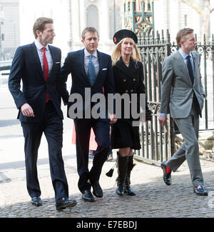 David Frost - Denkmal Enthüllung und Service des Gedenkens in der Westminster Abbey - Ankünfte statt.  Mitwirkende: Lady Carina Fitzalan-Howard, Miles Frost, Wilfred Frost, George Frost wo: London, Vereinigtes Königreich bei: 13. März 2014 Stockfoto