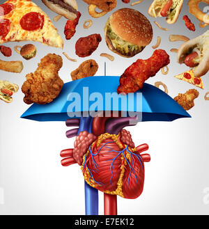Herz Schutz medizinisches Konzept als Symbol eine verstopfte Arterie und Atherosklerose Krankheit als eine blaue Regenschirm schützt das Herz-Kreislauf-Organ vor ungesunde Lebensmittel, Plaque-Bildung zu stoppen zu vermeiden. Stockfoto