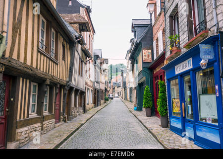 Ruhigen Backstreet in Honfleur Normandie Frankreich Stockfoto