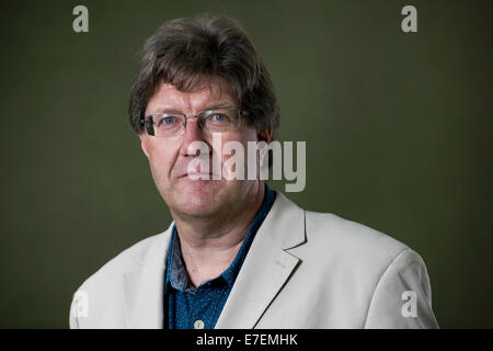 Erstere war stellvertretender Generaldirektor der British Broadcasting Corporation und Leiter der BBC Journalismus, Mark Byford. Stockfoto