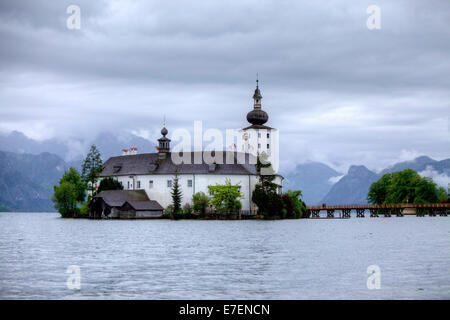 Schloss Ort Schloss, See Traunsee, Gmunden, Österreich. Stockfoto