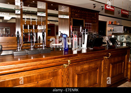 15. September 2014 Könige Eröffnungstag an die Greene King Family Restaurant Kingsway Bauernhof entlang Cross Road in Dundee, Großbritannien Stockfoto