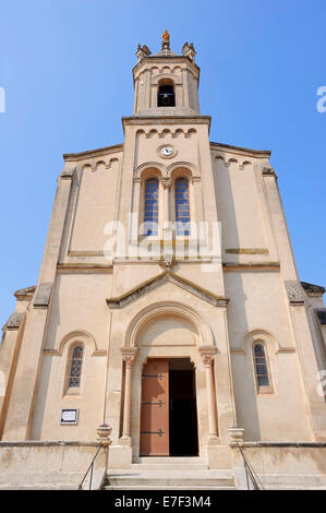 Kirche Saint-Joseph, Boulbon, Bouches-du-Rhône, Provence-Alpes-Côte d ' Azur, Südfrankreich, Frankreich Stockfoto