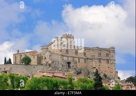 Burg von Barroux, Chateau de Barroux, Le Barroux, Vaucluse, Provence-Alpes-Côte d ' Azur, Südfrankreich, Frankreich Stockfoto