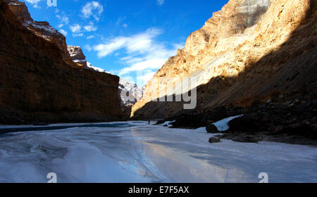 Chadar Trek auf Ladakh Zanskar-Fluss Stockfoto