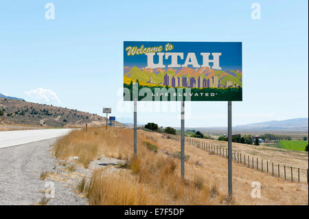 Willkommensschild auf einer Autobahn, "Willkommen in Utah, erhöhte Leben", Utah, USA Stockfoto