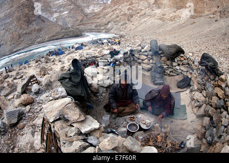 Chadar Trek auf Ladakh Zanskar-Fluss Stockfoto