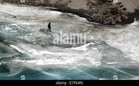 Chadar Trek auf Ladakh Zanskar-Fluss Stockfoto