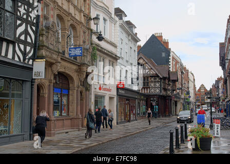 Alte Fassaden in Shrewsbury Town Center Platz auf der Strecke von der A5191 Stockfoto