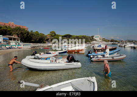 Boote in Castiglioncello Marina Toskana Stockfoto