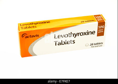 Levothyroxin Tabletten als Ersatz für ein Hormon, das normalerweise durch Ihre Schilddrüse zur Regulierung der körpereigenen Energie und meta Stockfoto