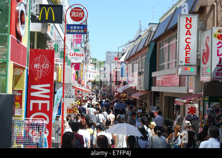 Takeshita Dori in Harajuku, Tokyo, Japan 2014 Stockfoto