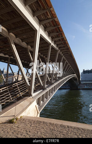 Die Passerelle Léopold Sédar Senghor Paris, Frankreich. Stockfoto
