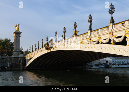 Der Pont Alexandre III, Paris, Frankreich. Stockfoto