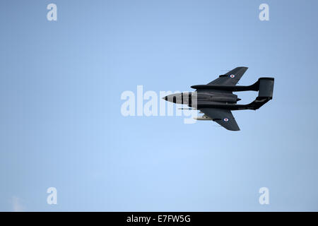 Das letzte Sea Vixen fliegenden Flugzeug in den Himmel über Yeovilton, Somerset, UK für die Übergabe von Julian James. Stockfoto