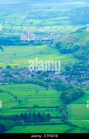 Lafarge Zement Werke, Hope Valley Peak District National Park, Derbyshire, England, kann Stockfoto