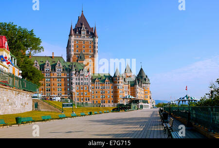 Chateau Frontenac und Dufferin Terrace, Quebec Stadt, Quebec, Kanada Stockfoto