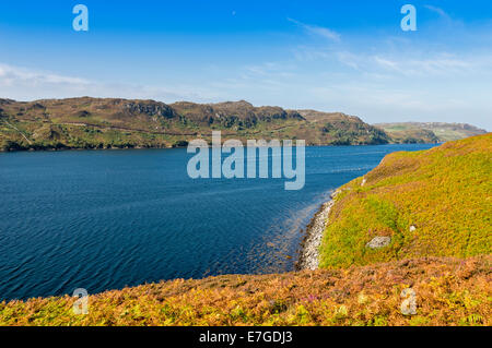 MUSCHELN WACHSEN AN SEILEN IN LOCH INCHARD KINLOCHBERVIE SUTHERLAND SCHOTTLAND Stockfoto