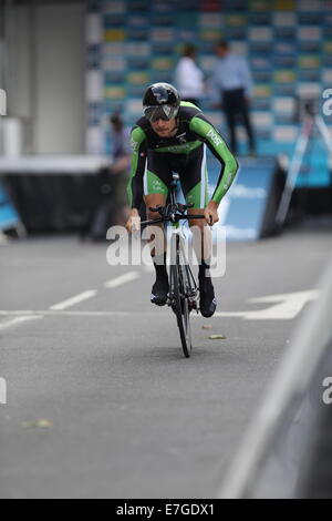 2014-Tour von Großbritannien London Stage 8a individuelle Zeitfahren starten Rampe Stockfoto