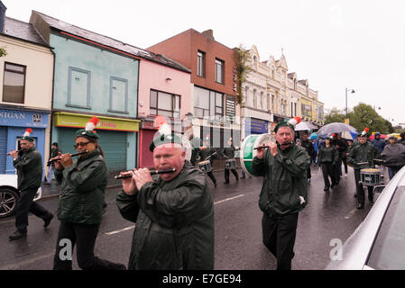 Irische republikanische Internierung Day Parade auf der Falls Road in Belfast, 12.08.2014 Stockfoto