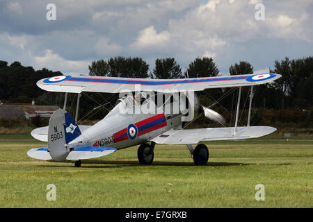 Eine historische Gloster Gladiator Doppeldecker bei Shoreham Airshow im Jahr 2014 Stockfoto