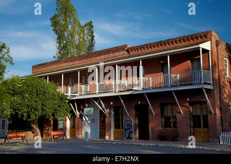 Fallon Hotel, Theater & Eisdiele, Columbia State Historic Park, Columbia, Sierra Nevada Vorberge, Kalifornien, USA Stockfoto