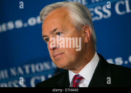 Washington DC, USA. 17. Sep, 2014. Wells Fargo & Company Chairman, President und CEO John Stumpf liefert Bemerkungen während einer Veranstaltung vor dem National Press Club in der Innenstadt von Washington, D.C. am 17. September 2014. Bildnachweis: Kristoffer Tripplaar/Alamy Live-Nachrichten Stockfoto