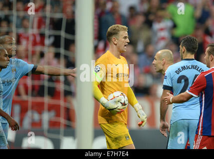 München, Deutschland. 17. Sep, 2014. Manchesters Torwart Joe Hart beschwert sich während der UEFA Champions League-Gruppe E-Fußballspiel zwischen FC Bayern München und Manchester City in München, 17. September 2014. Foto: Andreas Gebert/Dpa/Alamy Live-Nachrichten Stockfoto