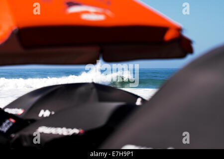 Böcke, Kalifornien, USA zu senken. 11. September 2014. Hawiian Freddy Patacchia Surfen im ASP WCT Hurley Pro, befindet sich am unteren Böcke, San Clemente, CA am 11. September 2014. Stockfoto