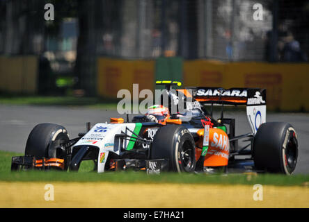 Die neue Generation Turbo aufgeladenen Hybrid-Rennwagen der Formel 1-Rennen zum ersten Mal mit Australien: Atmosphäre wo: Melbourne, Australien als: 16. März 2014 Stockfoto