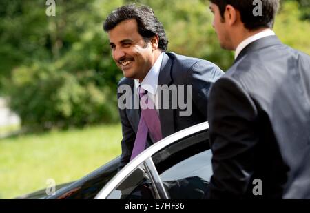 München, Deutschland. 18. Sep, 2014. Der Emir von Katar, Scheich Tamim Bin Hamad al-Thani in München, Deutschland, 18. September 2014. Der Emir setzt seine Reise nach Deutschland. Poto: SVEN HOPPE/Dpa/Alamy Live News Stockfoto