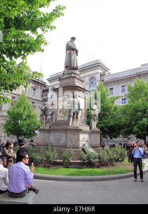 Statue von Leonardo Da Vinci in Mailand, Italien Stockfoto