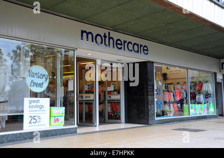 Crawley West Sussex UK - Mothercare laden und shop Stockfoto