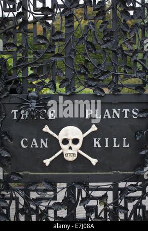 Die Tore und Eingang zum Alnwick Poison Garten in Northumberland, England UK Stockfoto
