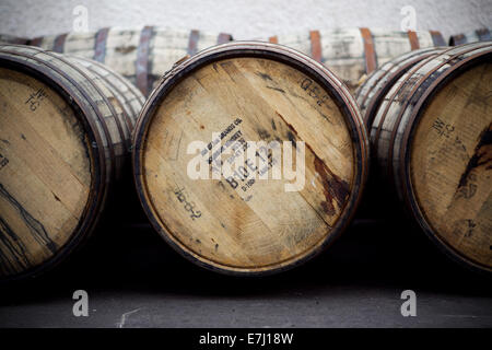 Jim Beam Whisky Fässern in Glengoyne Destillerie Stockfoto