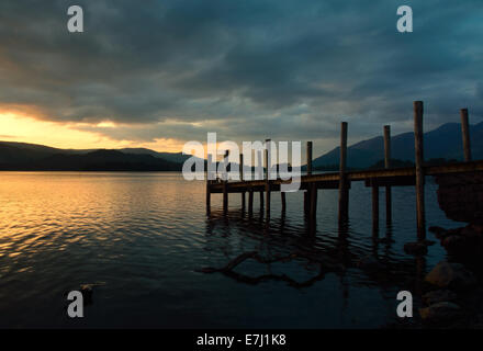 Steg am Derwent Wasser, Cumbria, UK Stockfoto