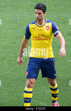 Dieses Bild zeigt die berühmte Arsenal Mittelfeldspieler und Verteidiger Mikel Arteta während der 2014 New York Cup Spiel gegen die New York Red Bulls Stockfoto