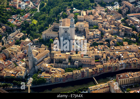 Luftbild, Kathedrale von Girona und Sant Feliu Kirche, Altstadt, Girona, Katalonien, Spanien Stockfoto