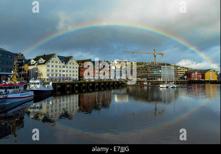 Regenbogen-Reflexion in Tromsø Stockfoto