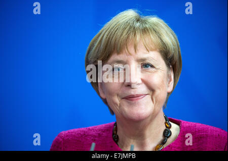 Berlin, Deutschland. 19. Sep, 2014. Bundeskanzlerin Angela Merkel und der philippinische Präsident Benigno Aquino III. (nicht abgebildet) abhalten eine Pressekonferenz im Bundeskanzleramt in Berlin, Deutschland, 19. September 2014. Foto: BERND VON JUTRCZENKA/Dpa/Alamy Live-Nachrichten Stockfoto