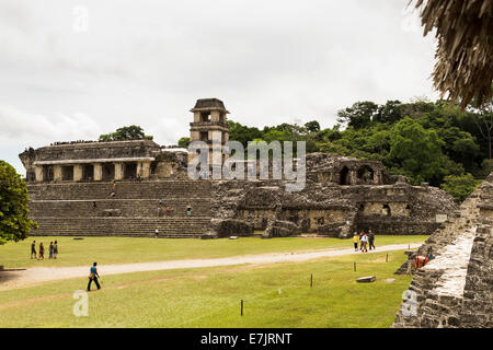 El Palacio, Palenque Ruinen, Palenque, Chiapas, Mexiko Stockfoto