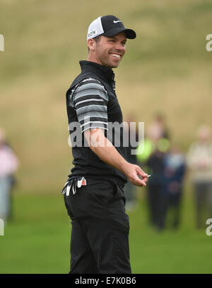 Newport, Wales. 19. Sep, 2014. ISPS Handa Wales Open Golf. Tag2. Paul Casey genießen seine Runde Credit: Action Plus Sport/Alamy Live News Stockfoto